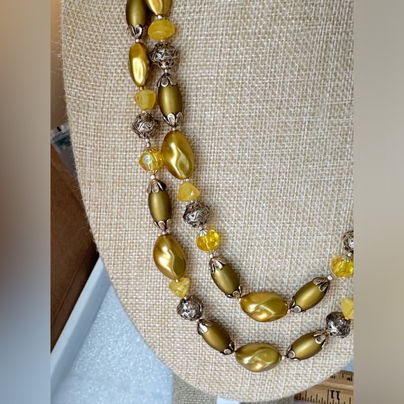 Vintage HongKong Earrings and Gold tone Beaded Necklace 2 strands - Picture 6 of 9